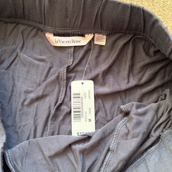 La Vie En Rose Lounge Set, size M - Picture 5 of 9